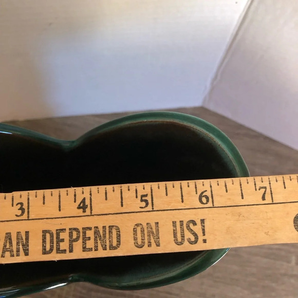 Vtg Blue Mountain Pottery Split Leaf Vase - Picture 6 of 10